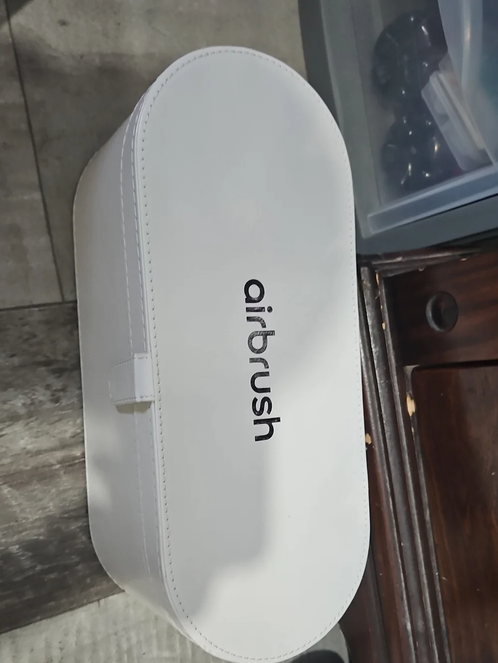 Airbrush Styler w/Carrying Case - White